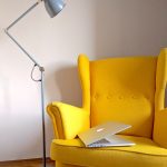Photo Adjustable brightness floor lamp creates a comfortable atmosphere in the living room