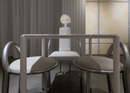 Photo metal table lamp